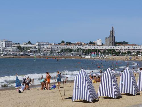 Residence Des Tilleuls Proximite Plage Et Commerces Royan Exterior foto